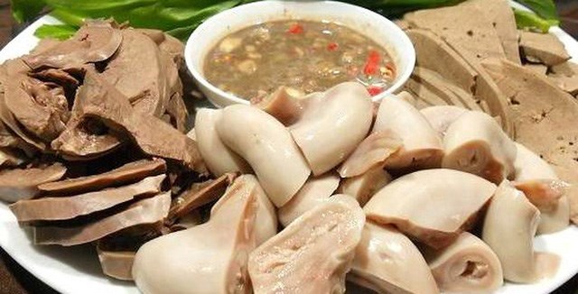 Lòng lợn là bộ phận chứa nhiều sán nhất nhưng người Việt lại vô cùng thích ăn